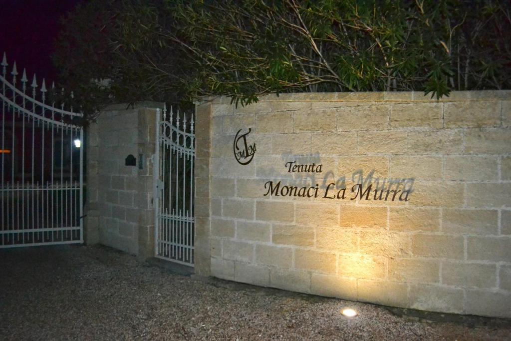 Tenuta Monaci La Murra Carmiano  Dış mekan fotoğraf